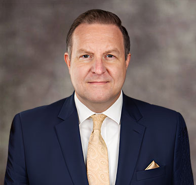 Professional headshot of lawyer Matthew Maddox, Esq.
